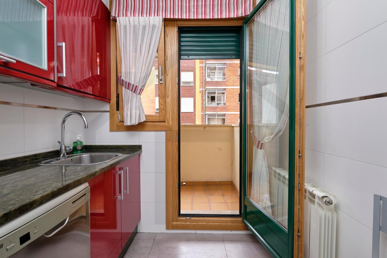 Apartamento Candelaria - Lujo A Un Paso Del Centro Oviedo Exterior photo